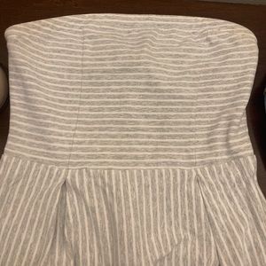 Strip strapless dress 4/$20 💜